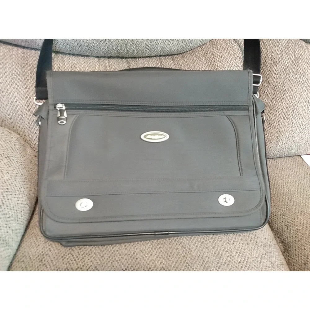 Eddie Bauer Messenger Laptop Bag Travel Carry-on Luggage Gray Briefcase READ